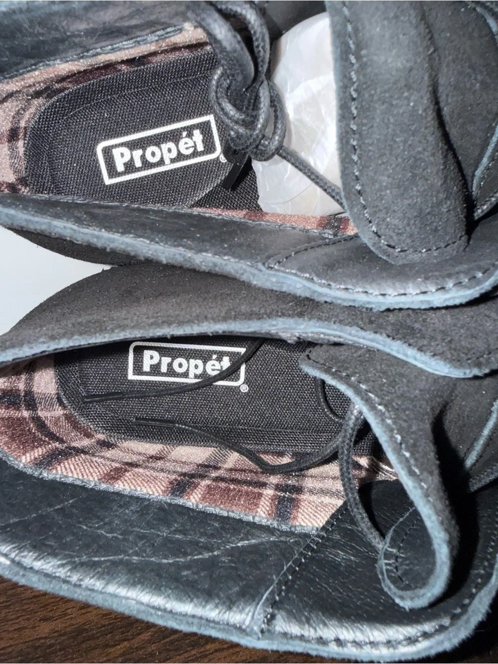 Propet Men's Black Suede Chukka Boots - Classic Lace-Up NIB